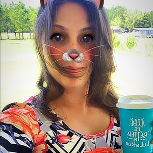 Meet your Posher, Karin